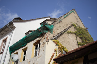 Wohnhaus mit Natursteinen