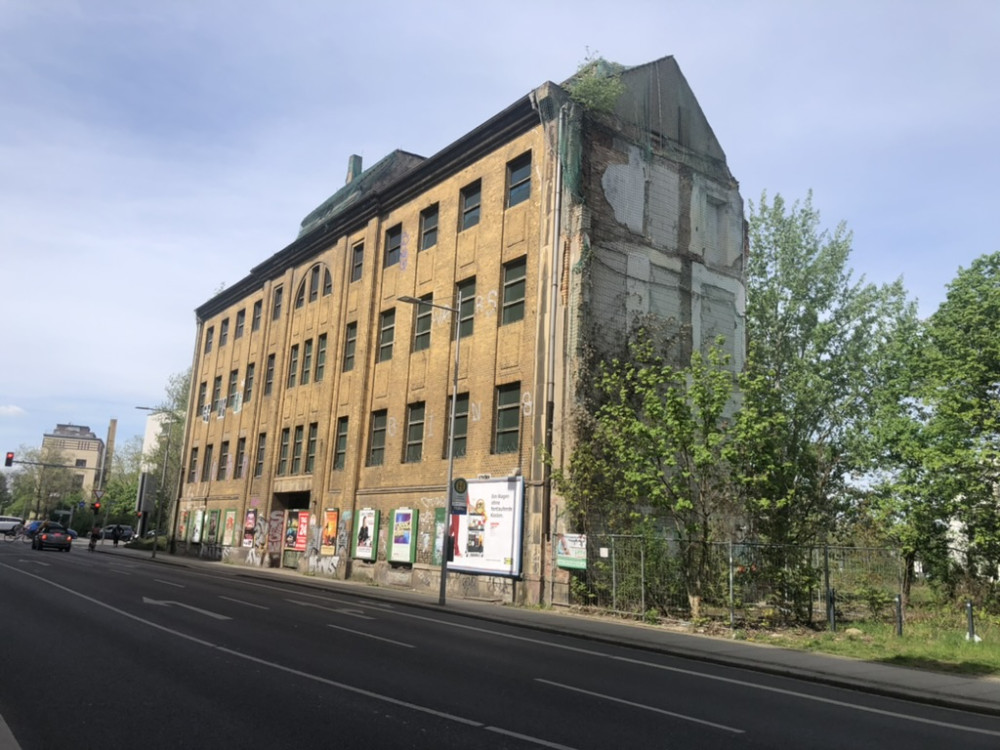 Ehem. Bibliographisches Institut Meyer Reudnitz Ansicht von rechts