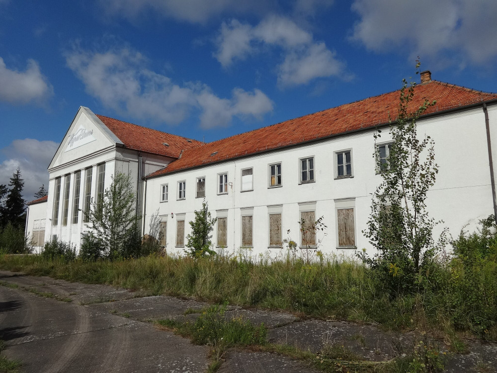 Kreiskulturhaus Murchin, Vorderansicht (Stand 2014)