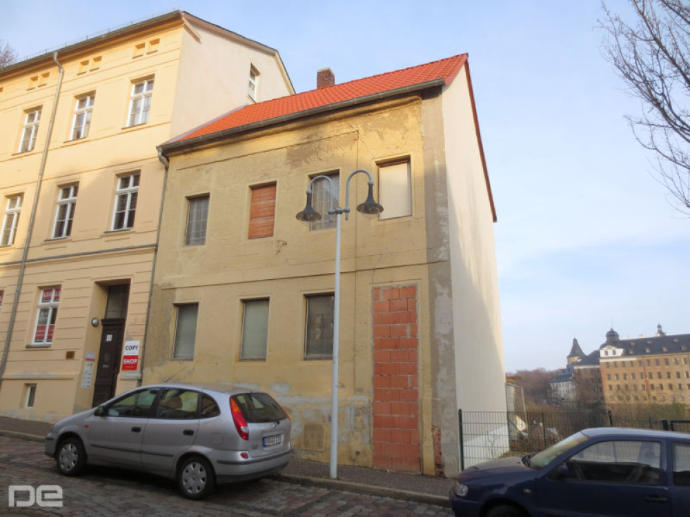 Friedrich-Ebert-Strasse 10