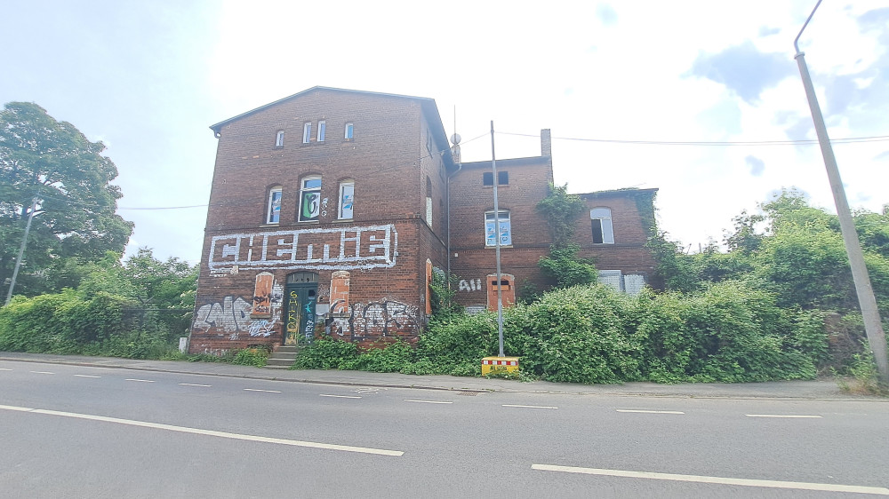 Am Ritterschlößchen 1