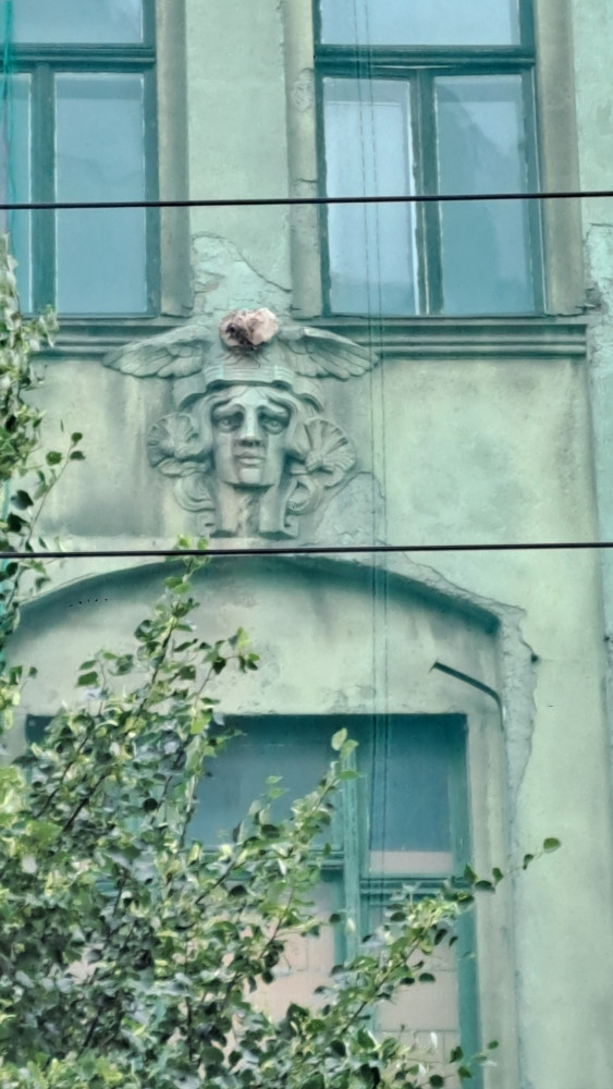 Lützner Straße 99 - 06/2026