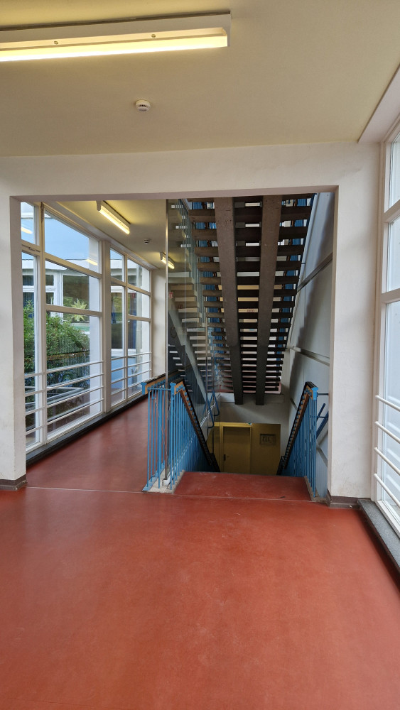 Treppenaufgänge im Flurbereich, Stand 2026