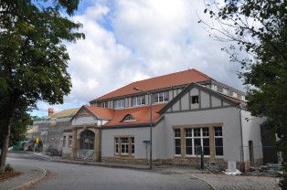 Bahnhof Dresden-KLotzsche nach der Sanierung