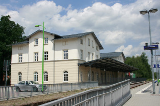 Bahnhofsgebäude nach der Sanierung