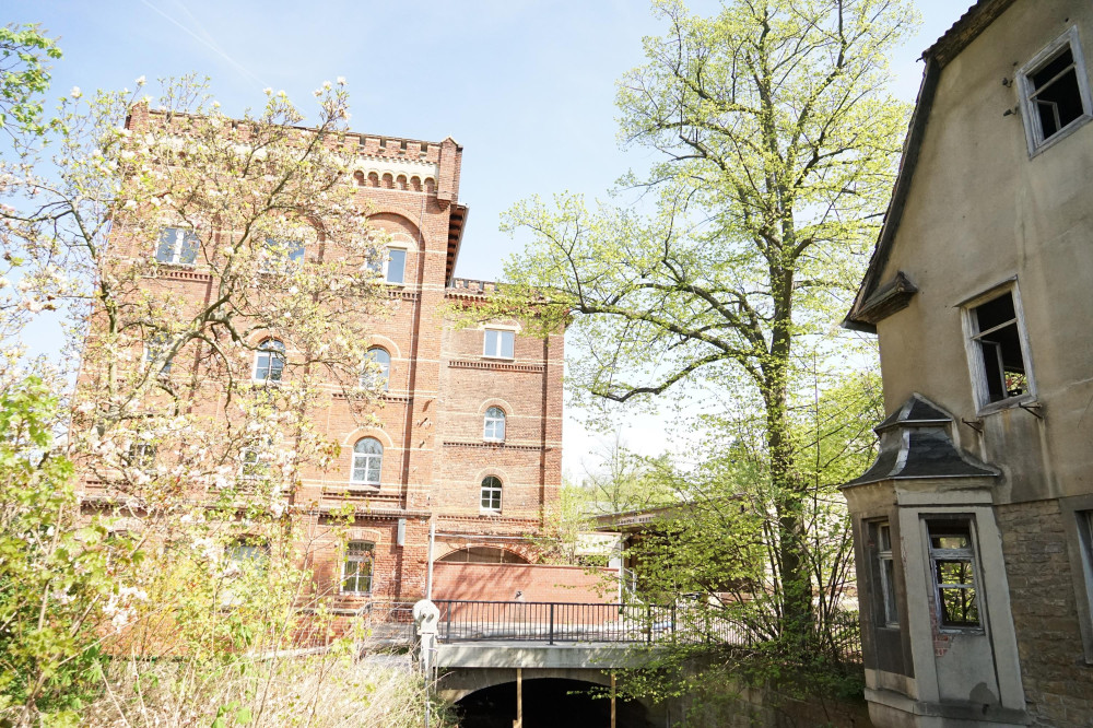 Brückengebäude und Untermühle