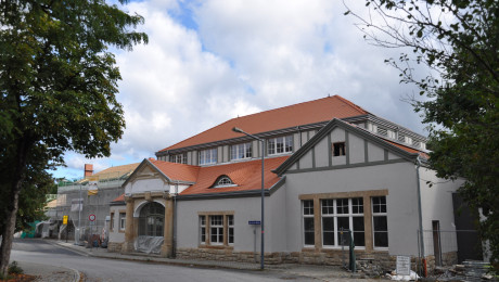 Bahnhof Dresden-KLotzsche nach der Sanierung