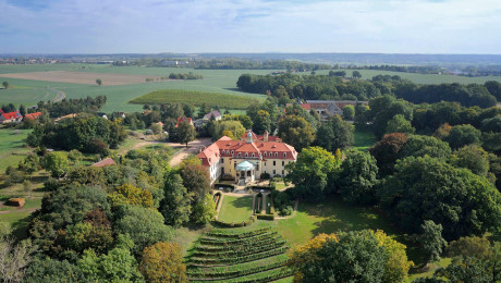 Luftbildaufnahme von Schloss Proschwitz