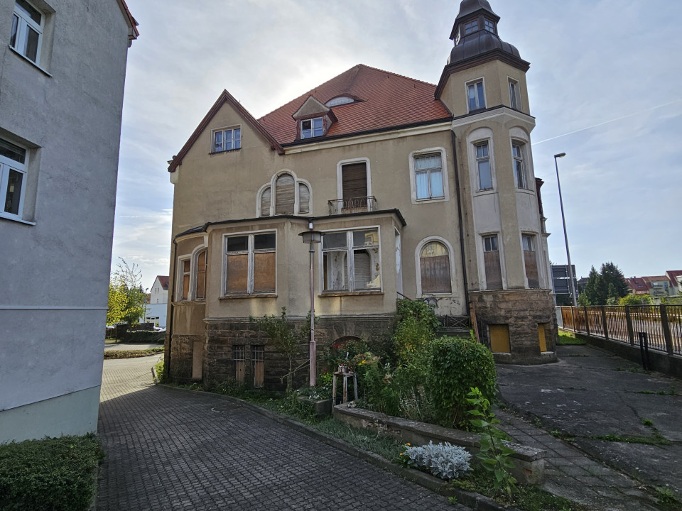 Villa im Stil des Späthistorismus, Gebäude mit hoher architektonischer Qualität