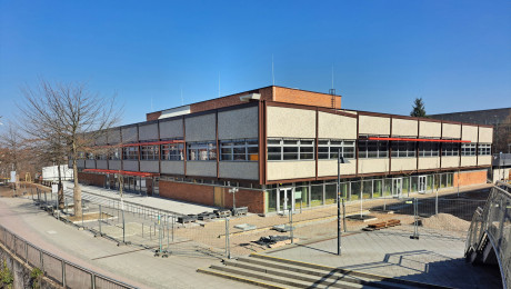 Neue Mensa Dresden während der Sanierung, Stand März 2025