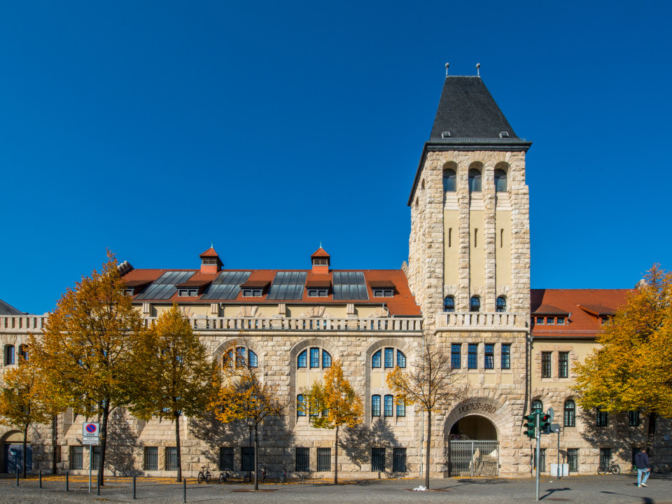 Volksbad Jena Querfront