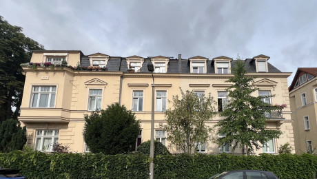 Frontalperspektive: Wohnhaus Bünaustraße Nr. 7